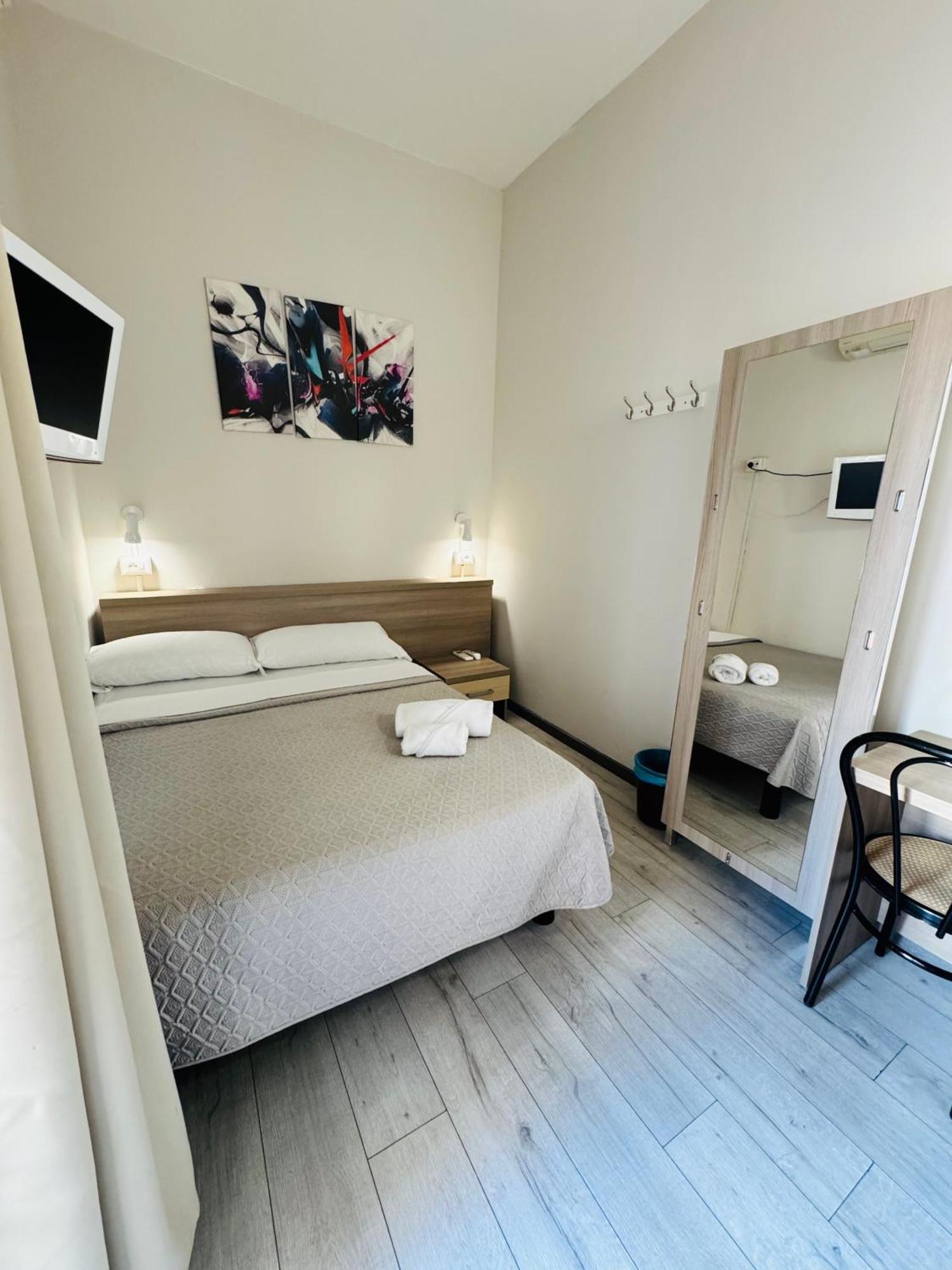 Bovisa House B&B Private Rooms Milan Exterior photo