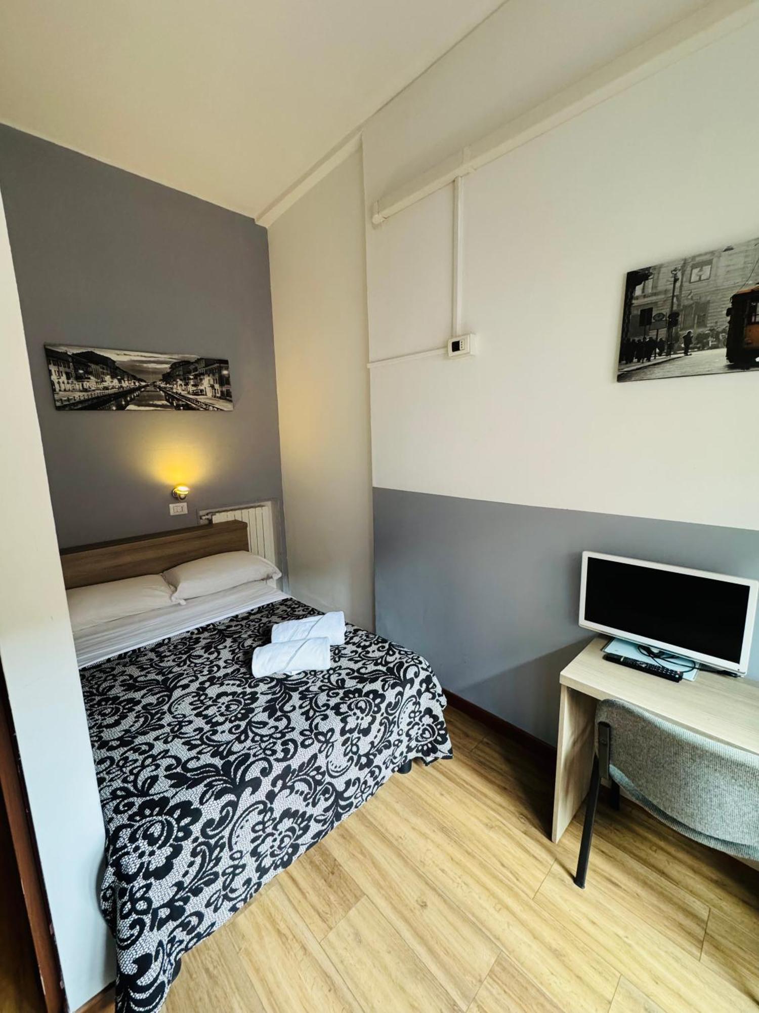 Bovisa House B&B Private Rooms Milan Exterior photo