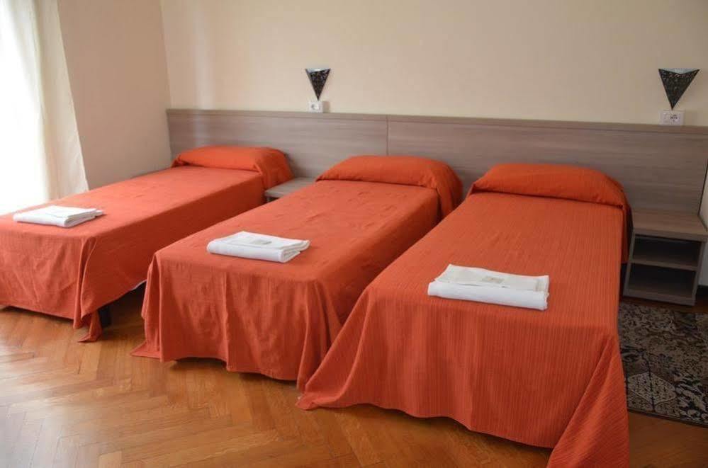 Bovisa House B&B Private Rooms Milan Exterior photo